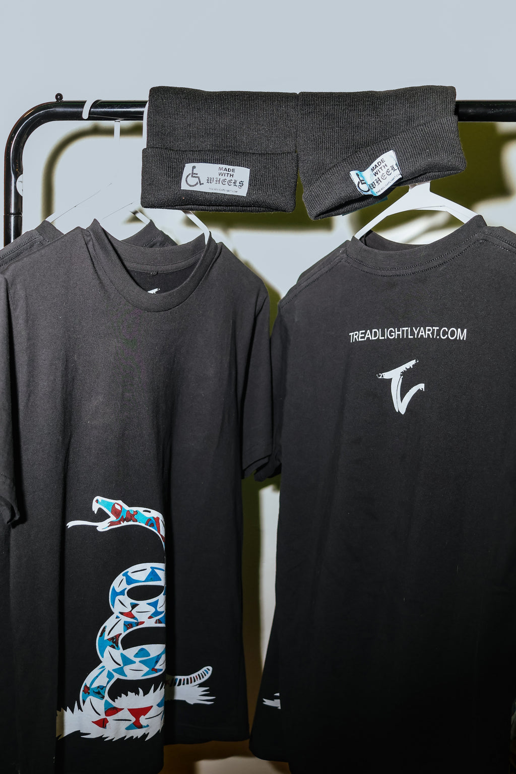 Tread lightly snake T-shirt(black) image 5