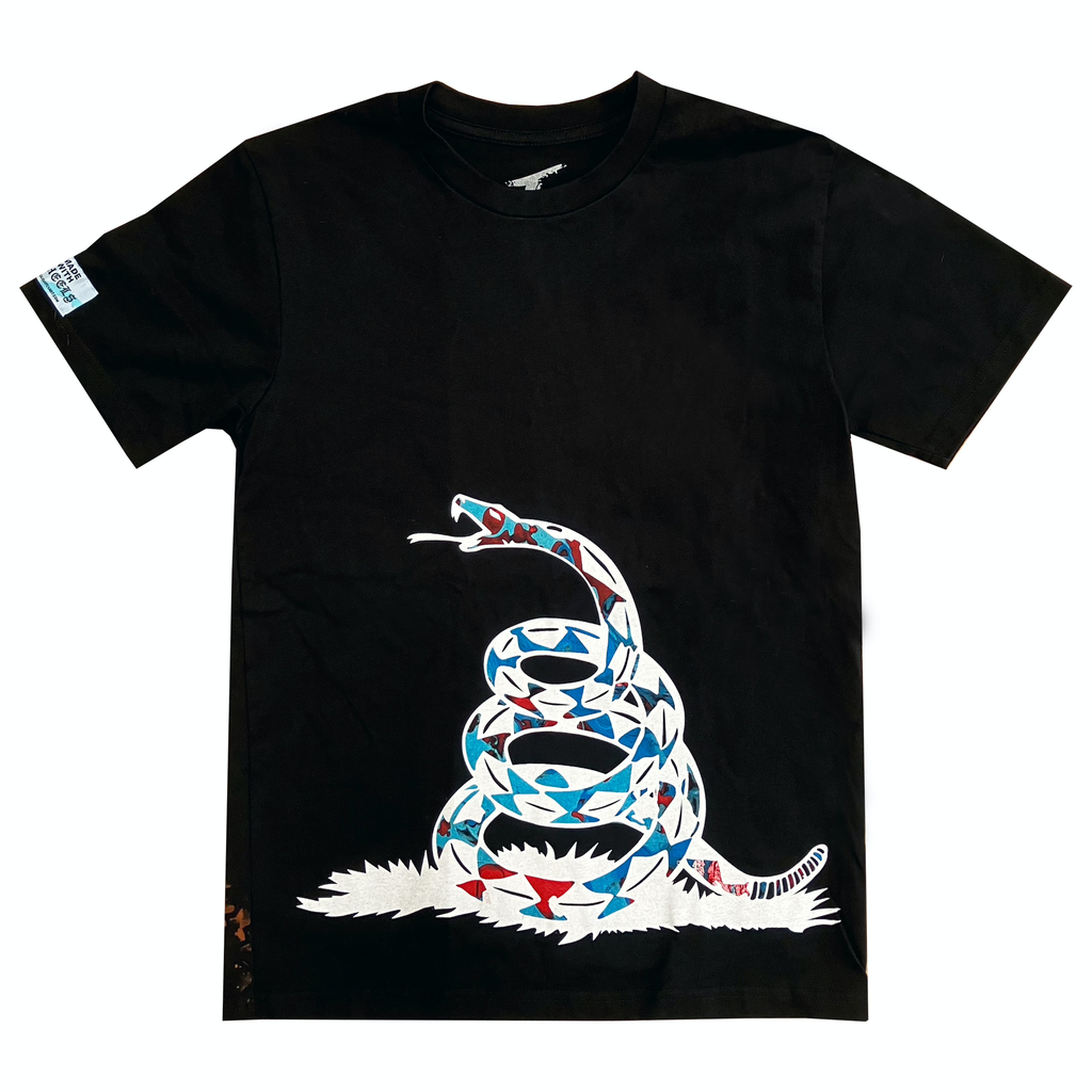 Tread lightly snake T-shirt(black) image 0